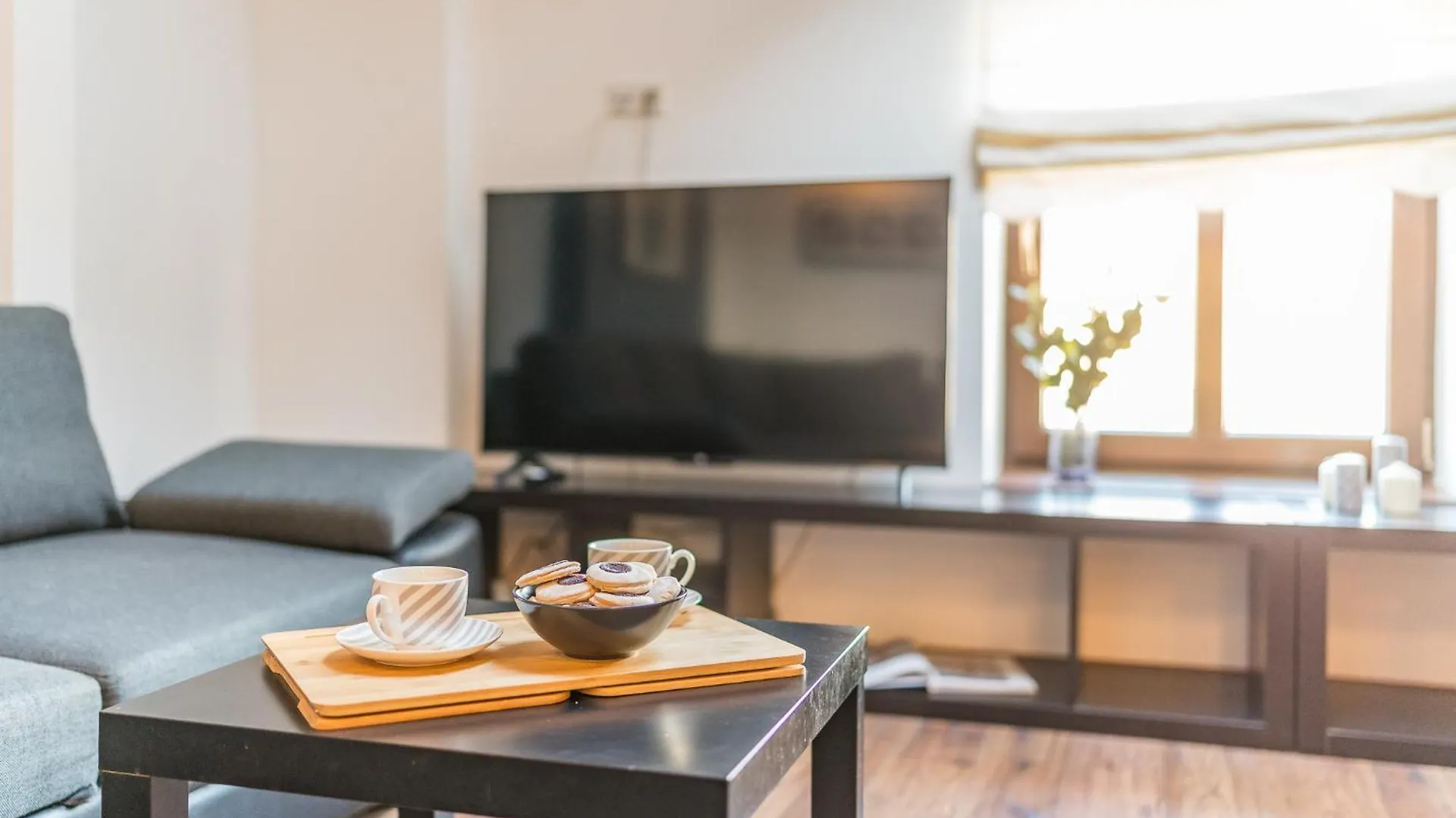 Krakow Central Apt - Top Location, Ac - By Rentujemy contacts