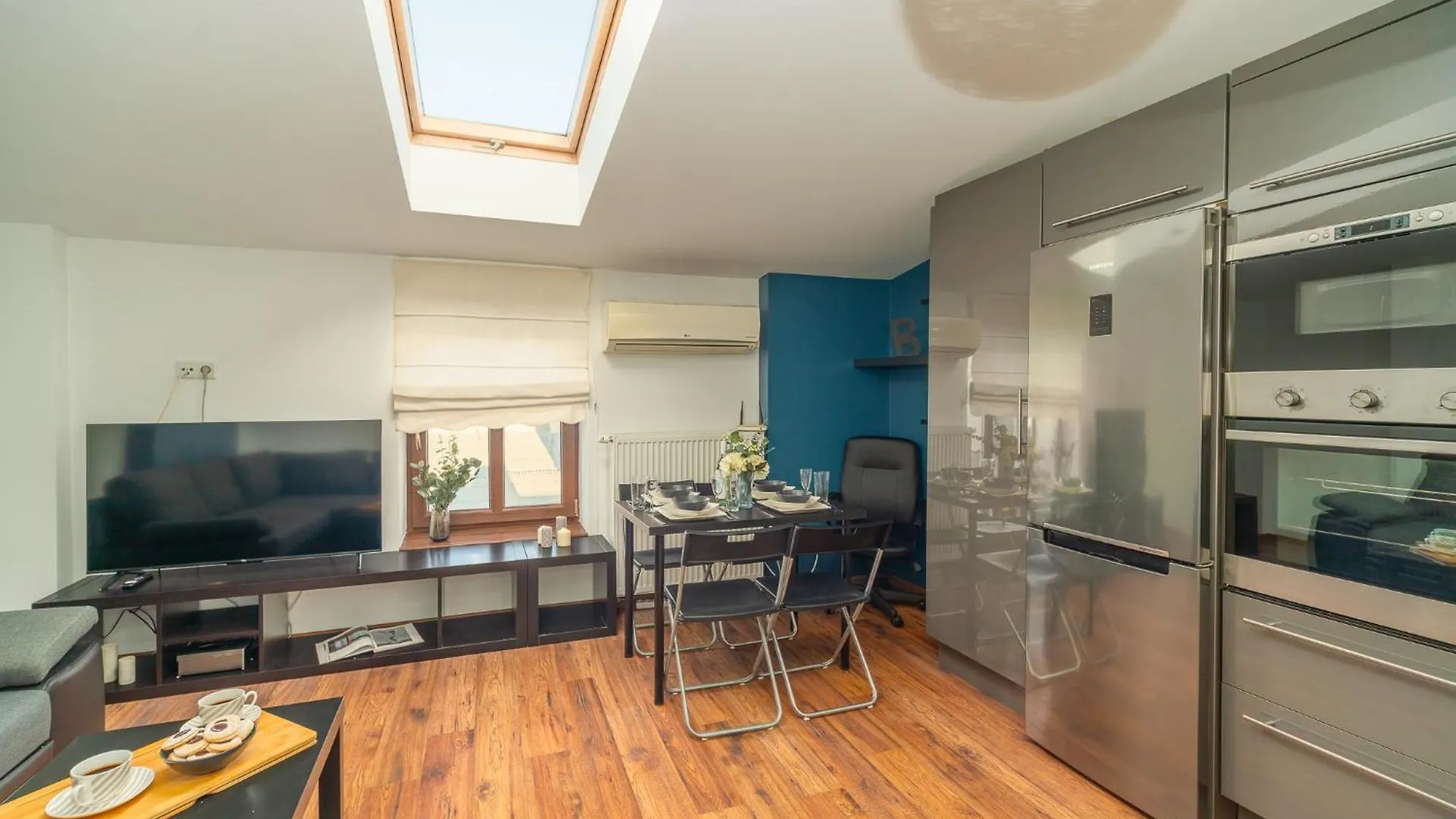 Krakow Central Apt - Top Location, Ac - By Rentujemy Apartment